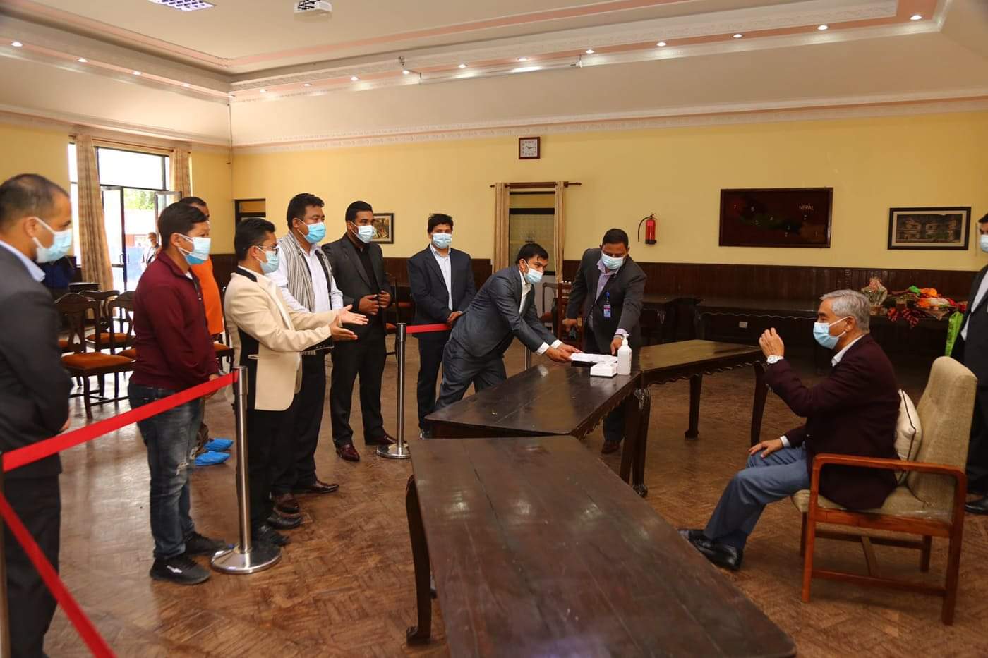 प्रधानमन्त्री शेरबहादुर देउवालाई भेटर बहिर्गमित जनमुक्ती सेना नेपालले आफ्नाे मुद्दाको बारेमा ध्यानाकर्षण