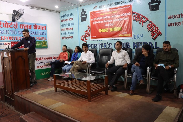 विप्लव निकट अखिल (क्रान्तिकारी)को राष्ट्रिय सम्मेलन असोजमा हुने