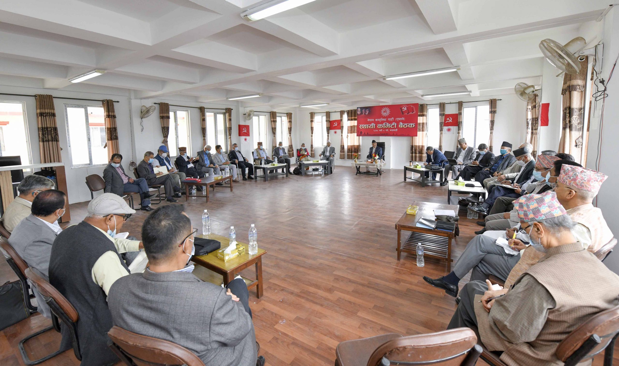 एमालेको दशौँ महाधिवेशन मङ्सिरमा गर्ने निर्णय