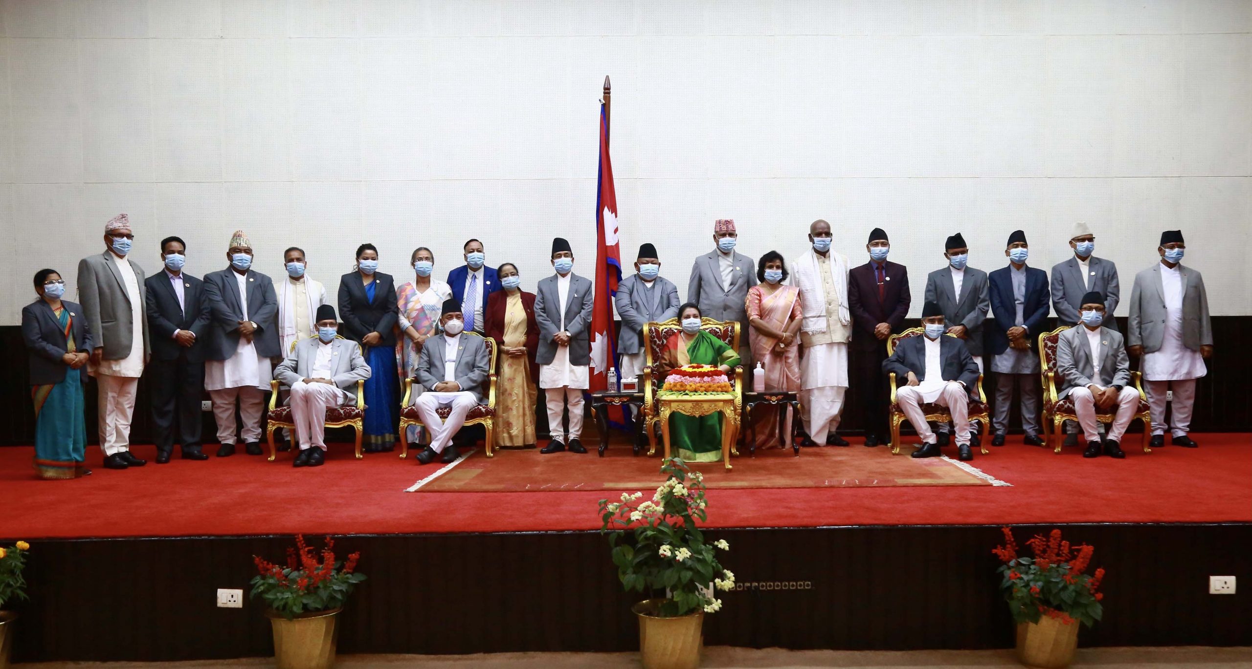 सरकारले पूर्णता पाएपछि मन्त्रिपरिषद्को पहिलो बैठक बस्दै