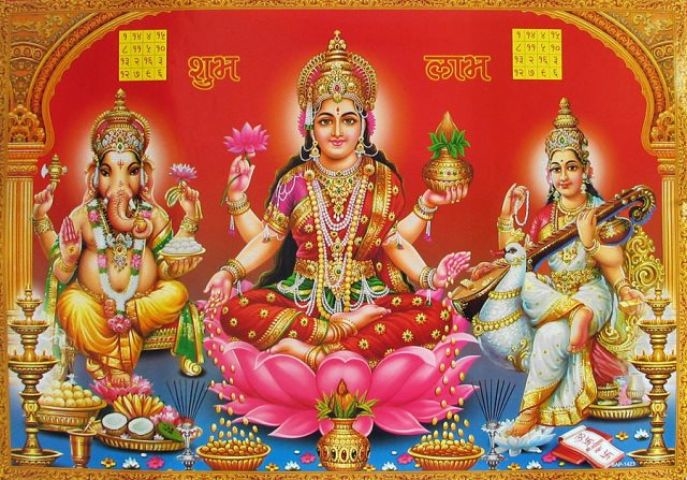 धनधान्यकी देवी लक्ष्मीको पूजा गरिंदै