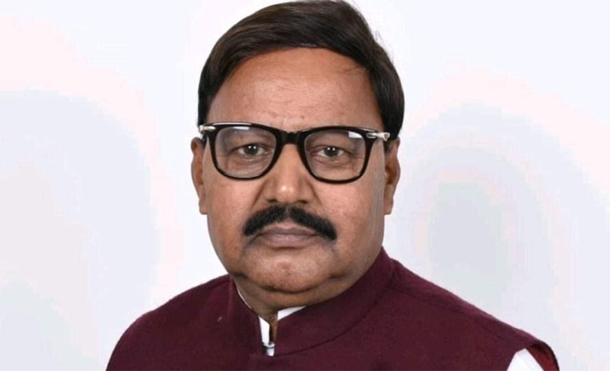 प्रदेश २ : राजीनामा दिन नमान्दा उद्योगमन्त्री रामनरेश राय यादव बर्खास्त