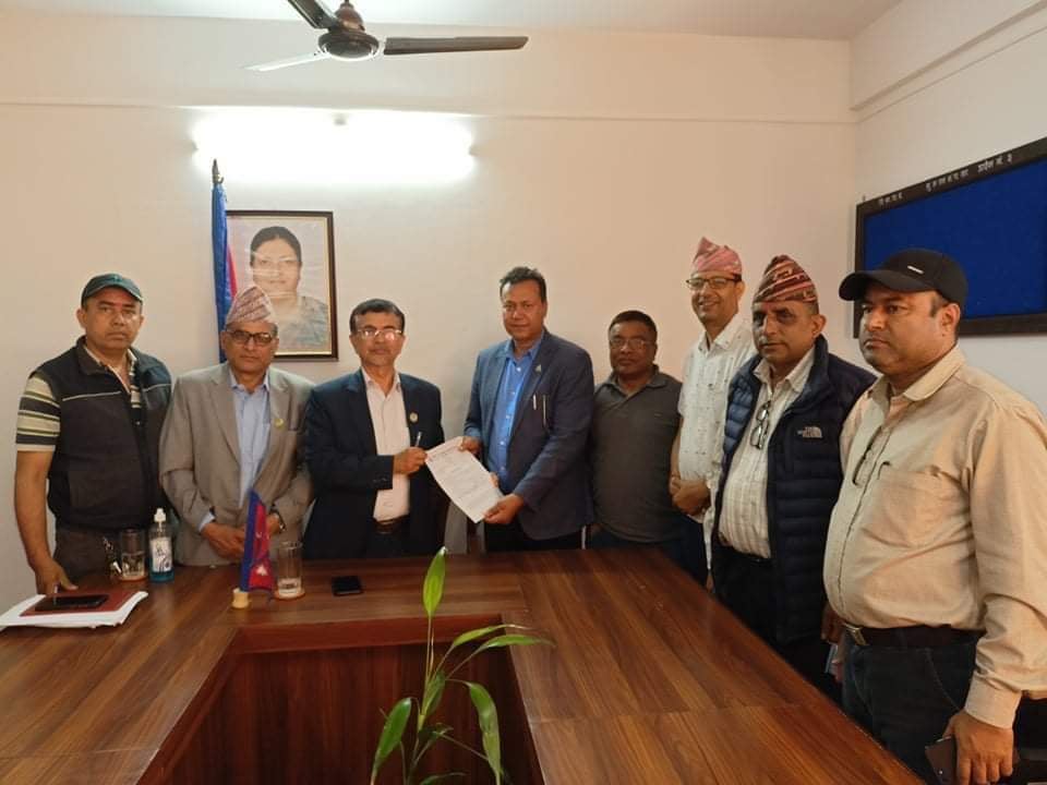 नेपाल ट्रक यातायात व्यवसायी महासंघद्वारा बागमती प्रदेस सरकारलाई ज्ञानपत्र