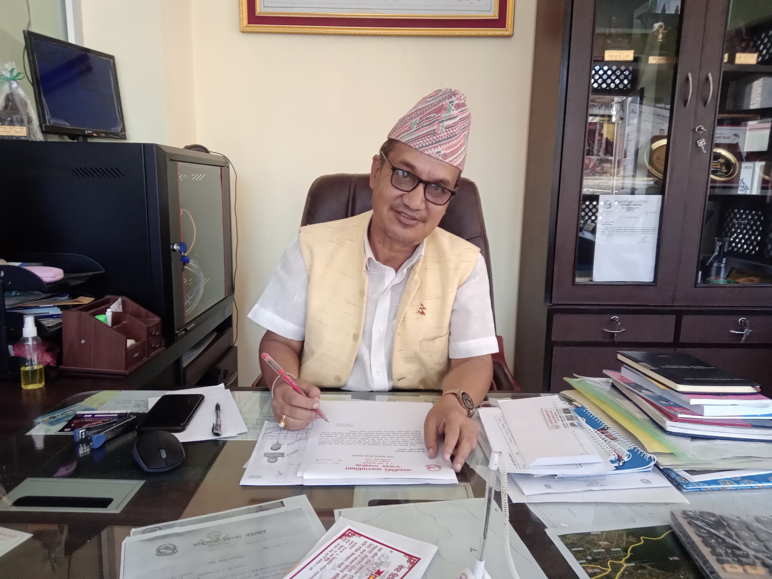 चन्द्रागिरिकाे नगर प्रवक्तामा खड्गी