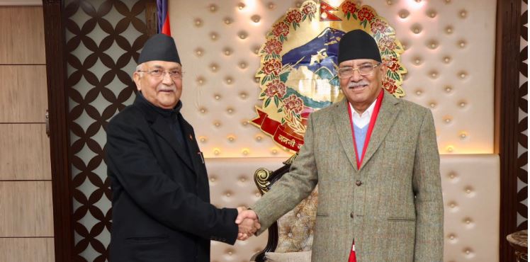 बालुवाटारमा ओली दाहालको वार्ता,गृह,उपराष्ट्रपति र राष्ट्रपतिबारे छलफल