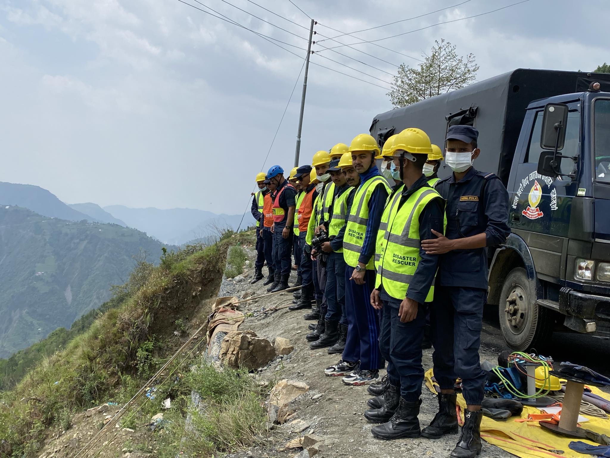 दक्षिणकालीमा मोटरसाइकलबाट खसेका दुई जना मृत अवस्थामा फेला
