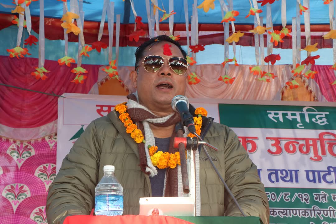 रेशम चौधरी प्रज्ञा भवनबाट पक्राउ, प्रहरी भन्छ– अदालतको आदेश कार्यान्वयनका लागि हो