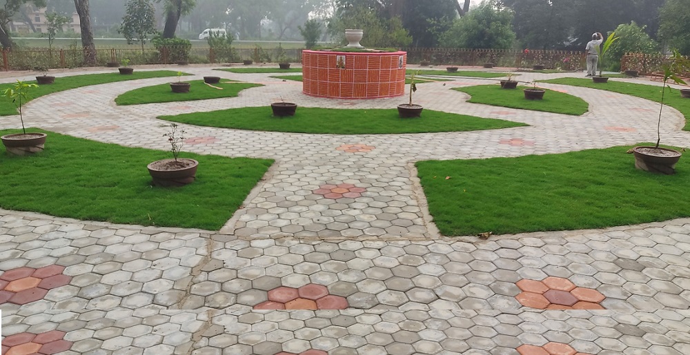 कैलालीको चौमालामा नक्षत्र बाटिका निर्माण