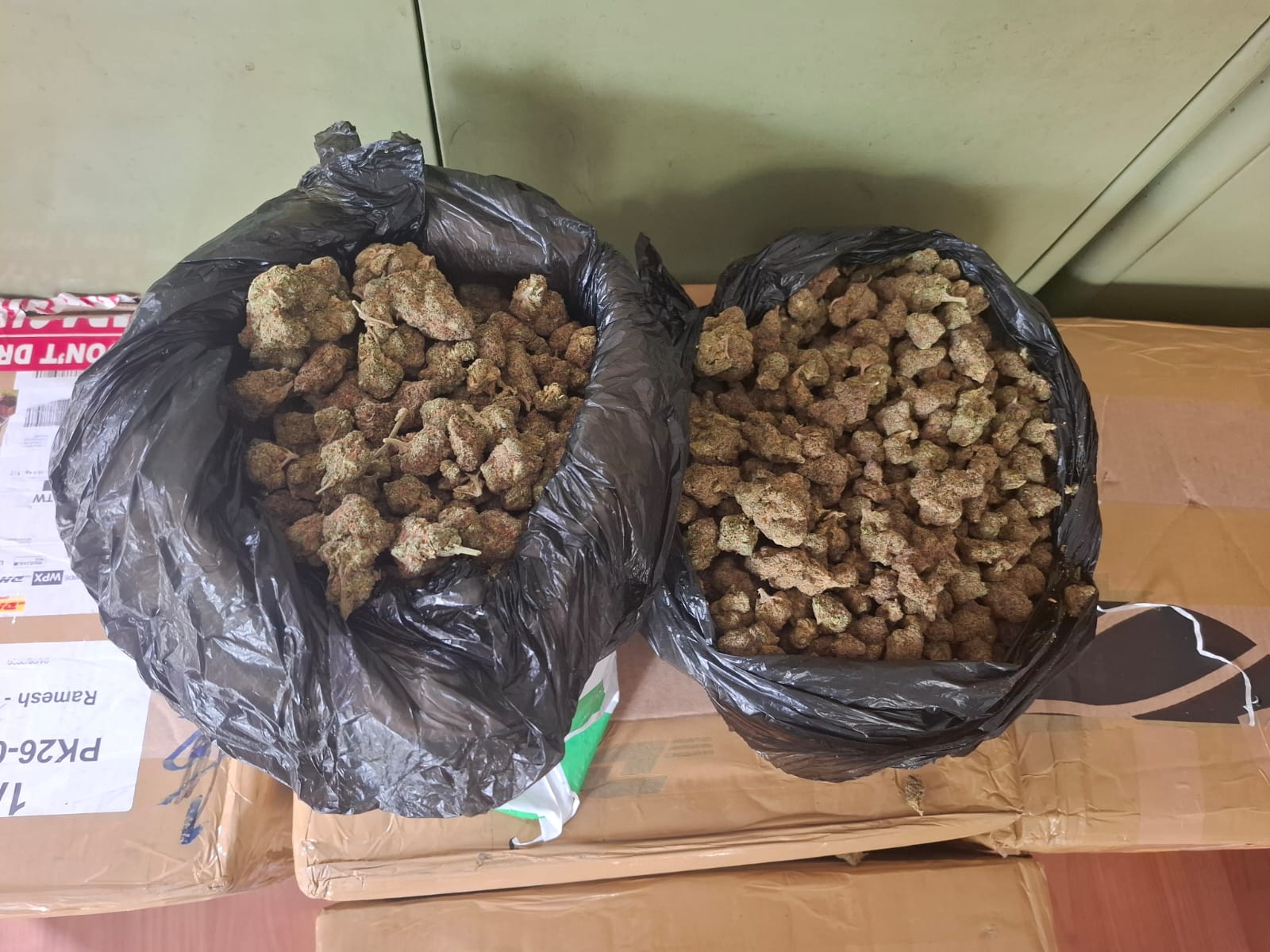 थाई गाँजा सहित दुई भारती नागरिक पक्राउ